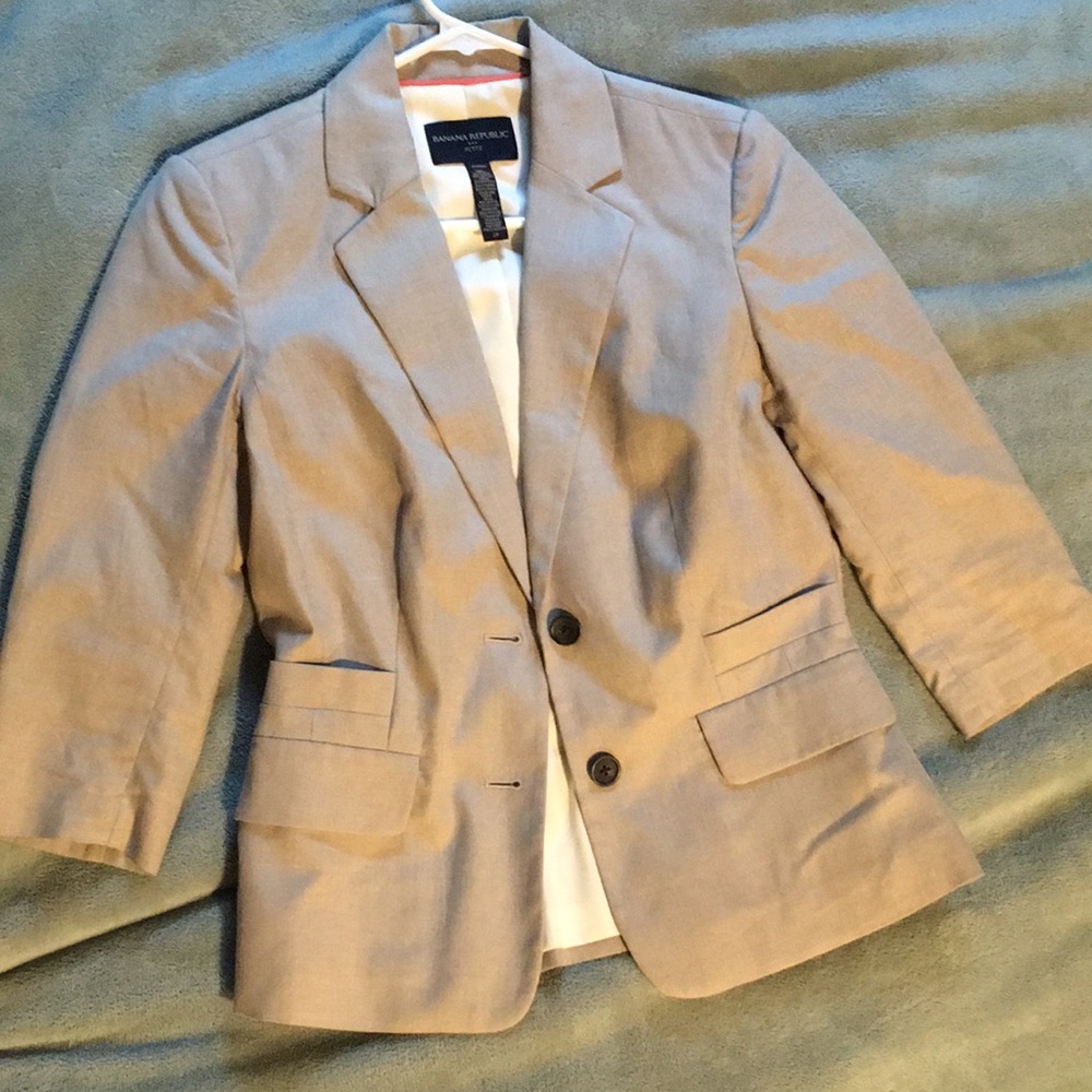 Banana Republic suit